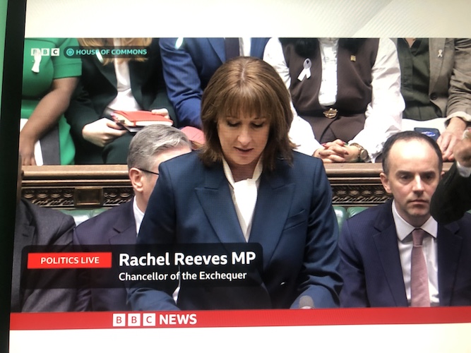 Scrapping two-child limit must be just the start, London campaigners say